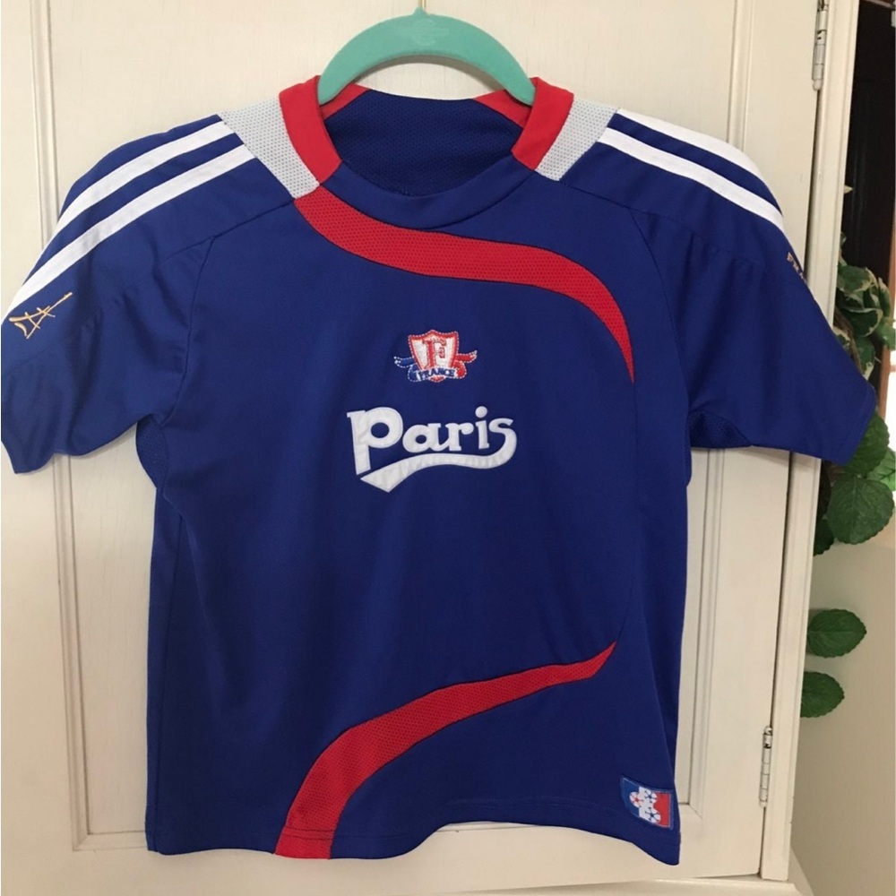 Soccer Paris/ France jersey for kids see photos for size